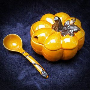 PUMPKIN SOUP TUREEN W/ LID & LADLE - Thanksgiving